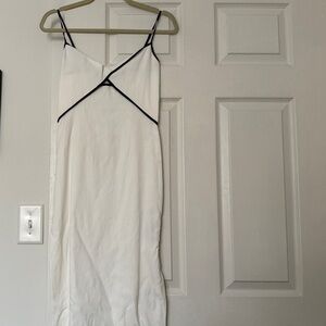 Reiss Leona Dress
White Dress with Black Accents